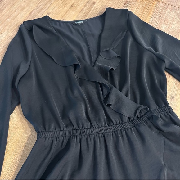 Express mini ruffle long sleeve dress - Picture 8 of 11